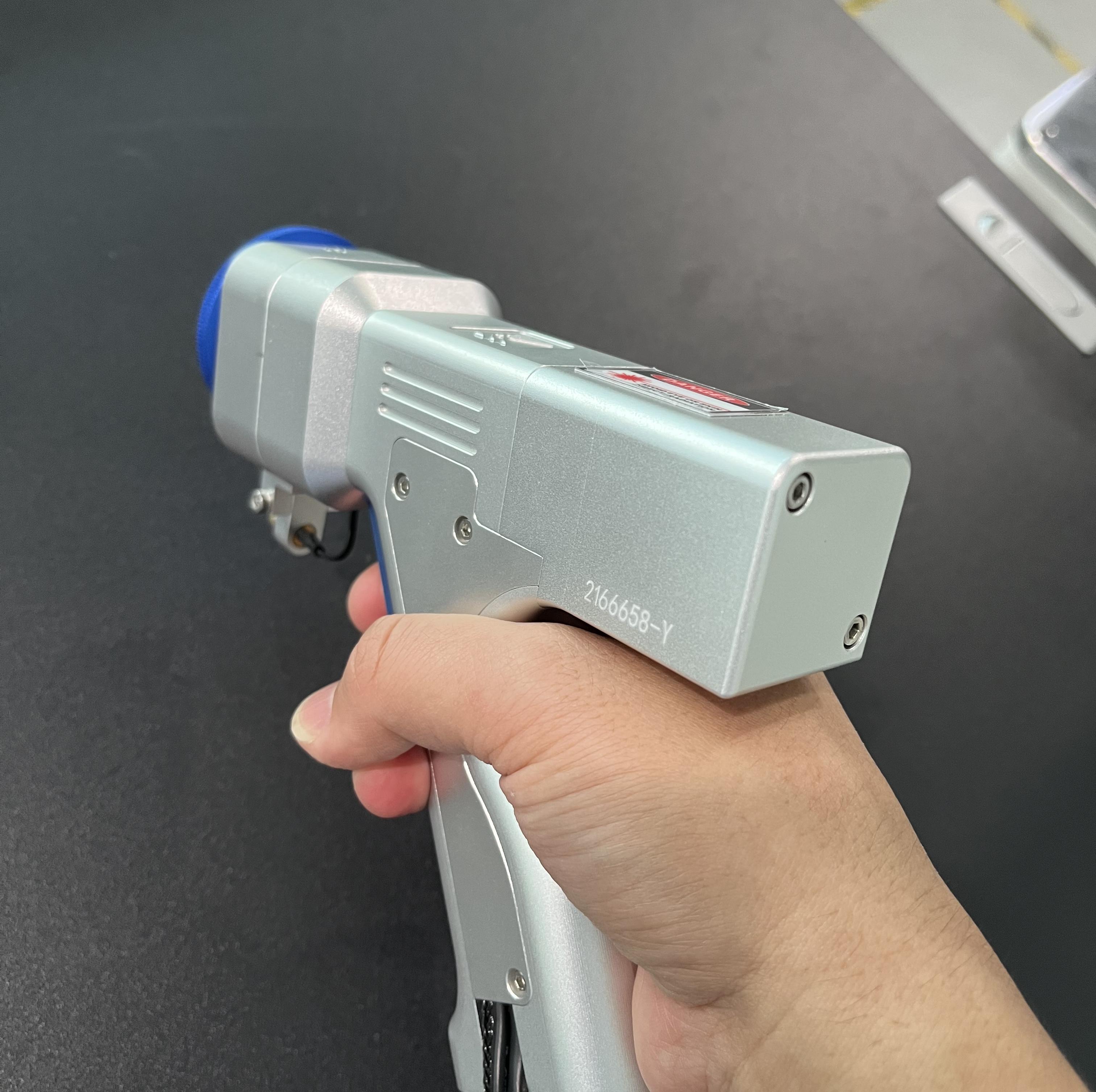 laser cleaning gun for Laser Cleaning Machine 1000W 1500W from China